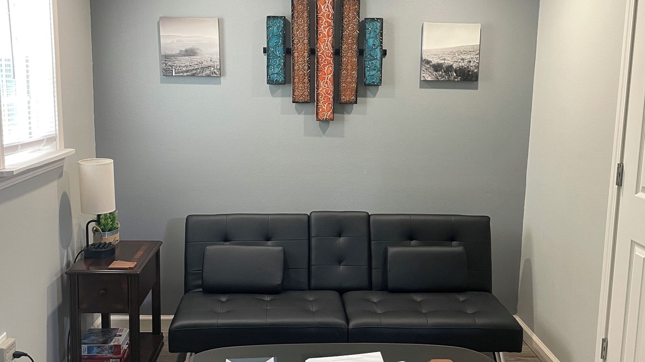 Photo of Livingroom in Garfield