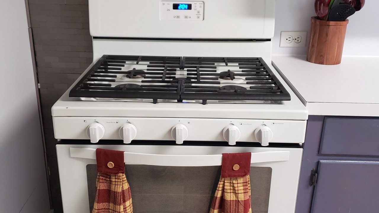 Photo of Kitchen in Center