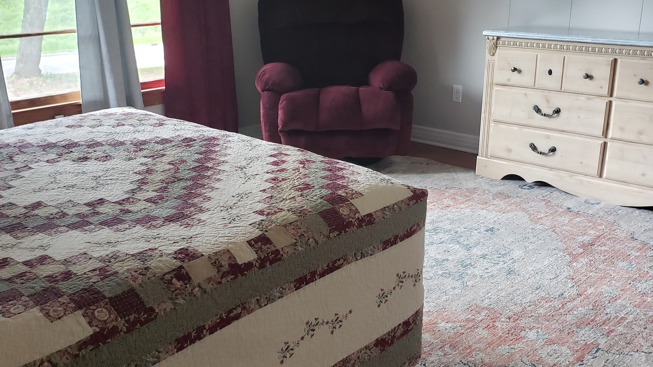 Photo of Bedroom in Center