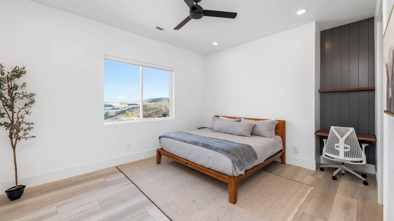 Photo of Bedroom in Toquerville