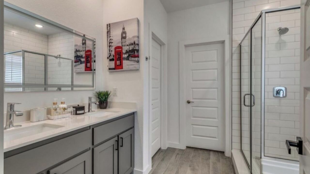 Photo of Bathroom in West Dallas