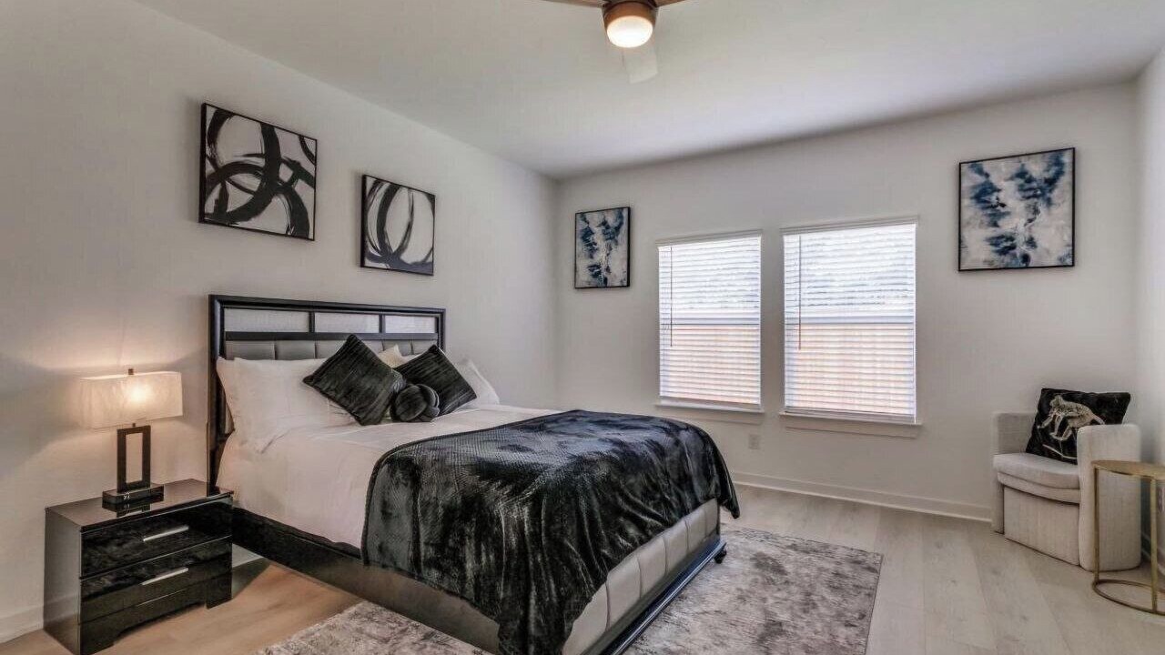 Photo of Bedroom in West Dallas