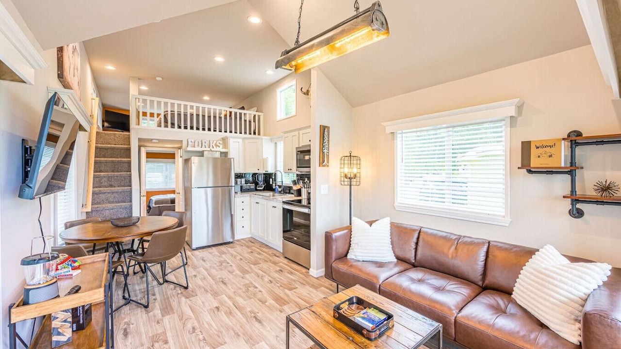 Photo of Livingroom in Forks