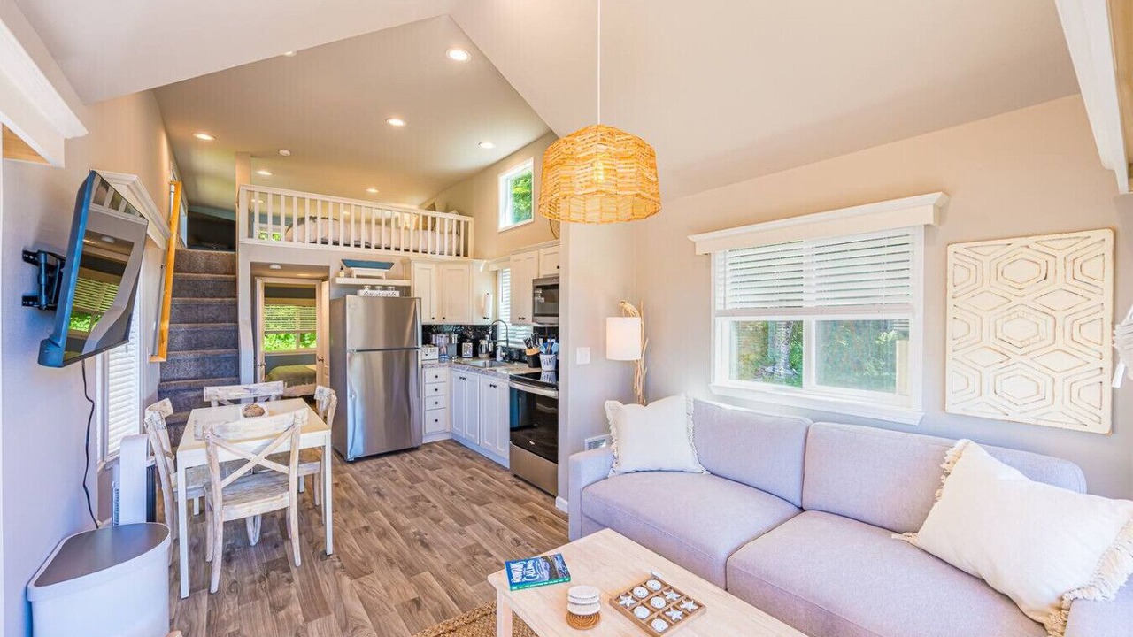 Photo of Livingroom in Forks