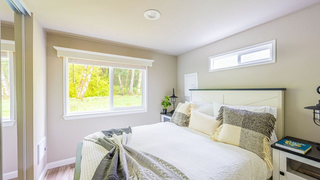 Photo of Bedroom in Forks
