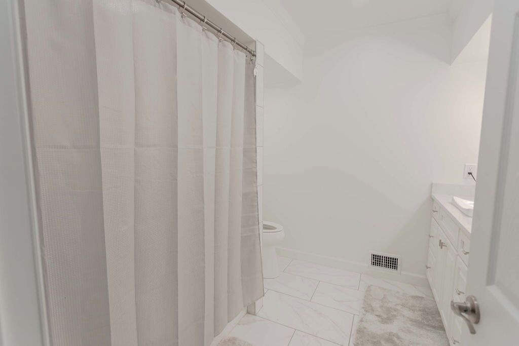 Photo of Bathroom in Jasper