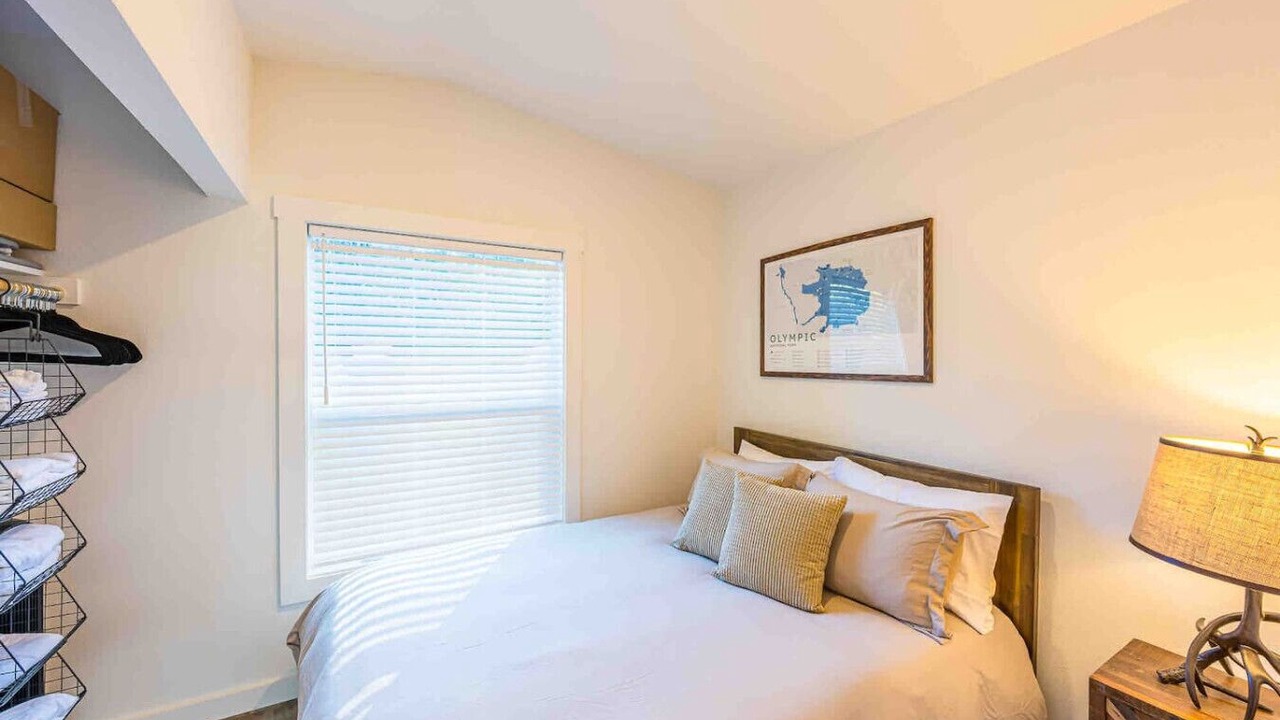 Photo of Bedroom in Forks