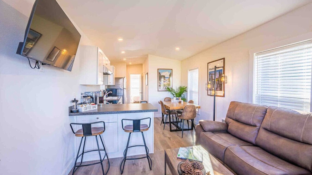 Photo of Livingroom in Forks