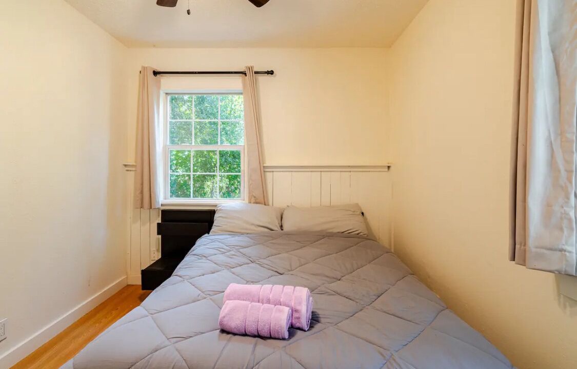 Photo of Bedroom in La Honda