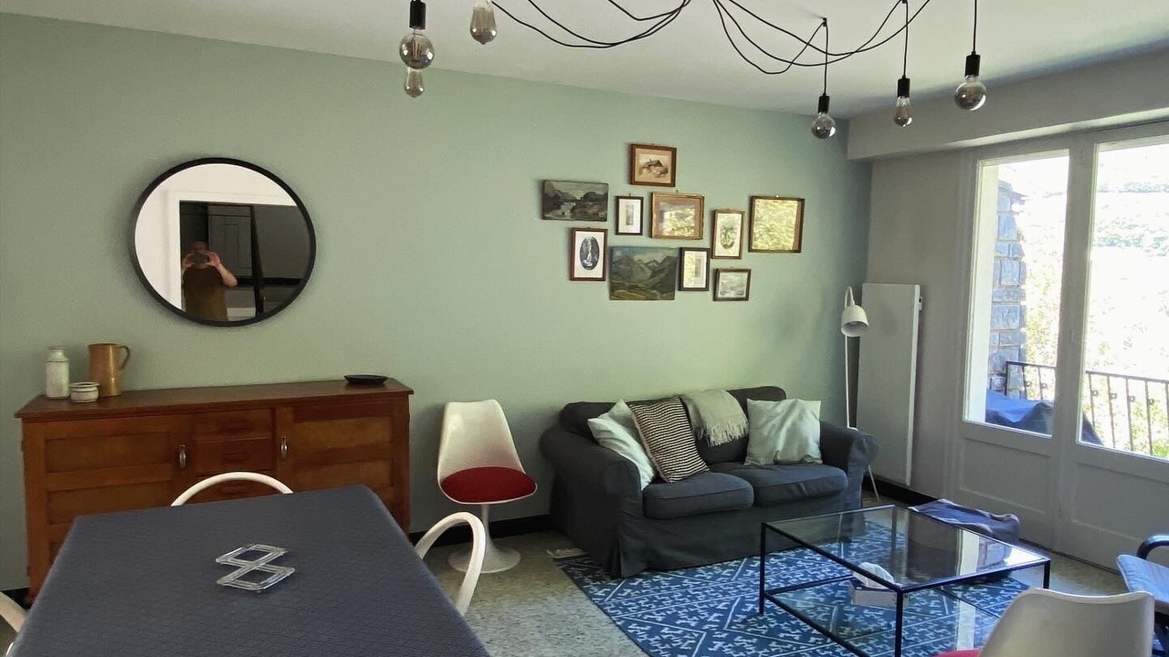 Photo of Livingroom in Sarrancolin