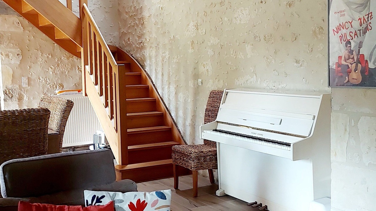 Photo of Others in La Rouge