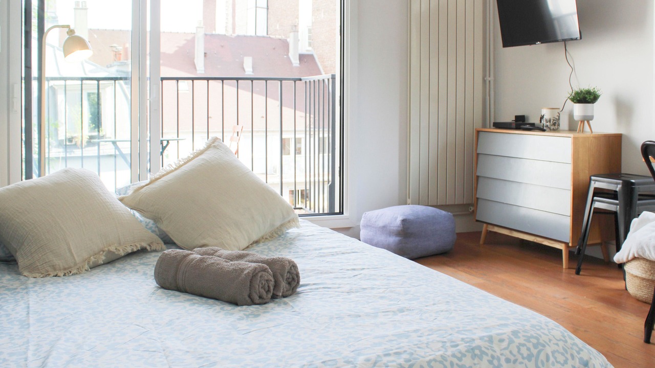 Photo of Bedroom in Clignancourt