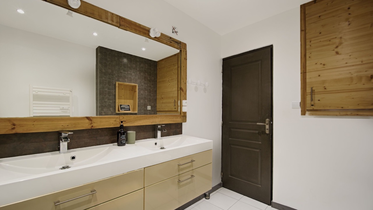 Photo of Bathroom in Chambery