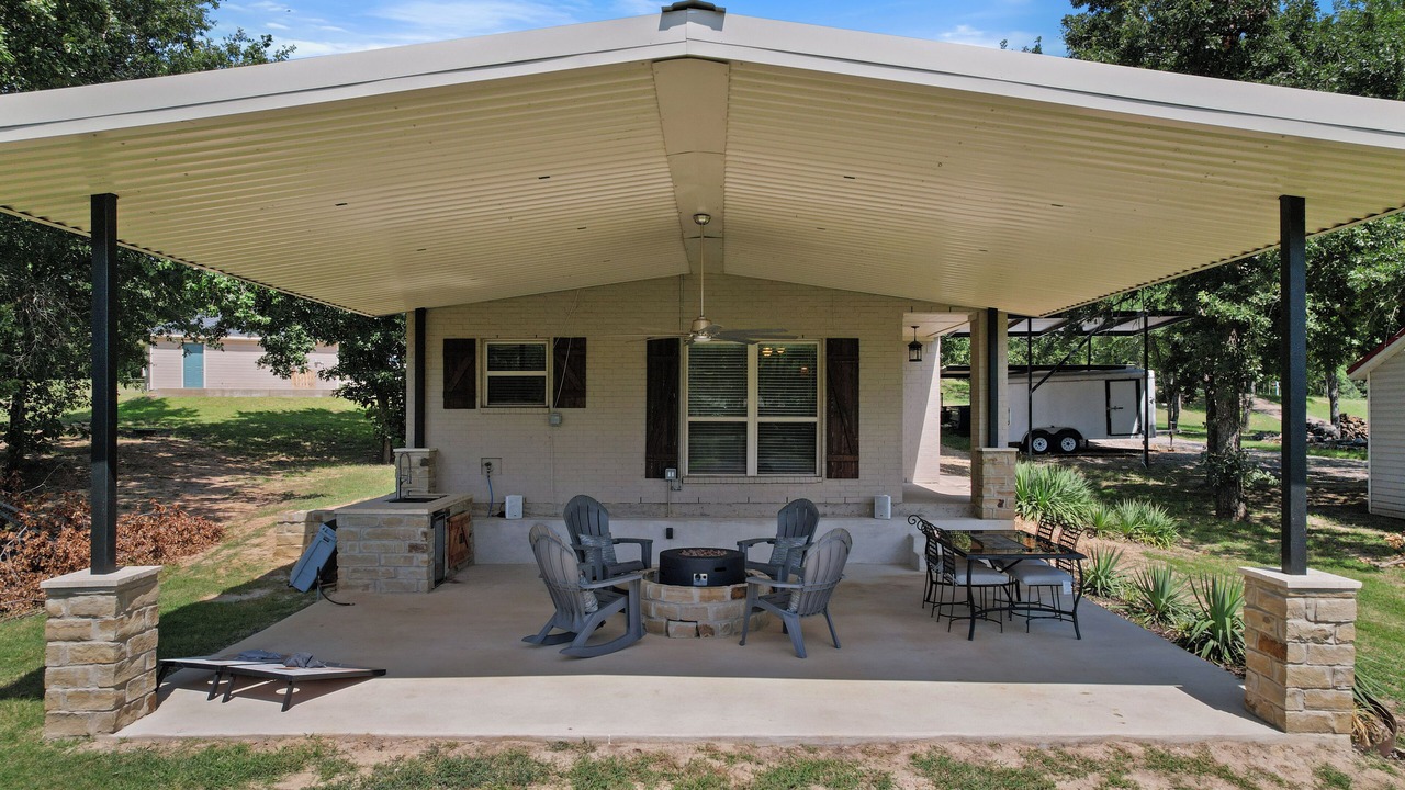 Photo of Outdoor in Cayuga