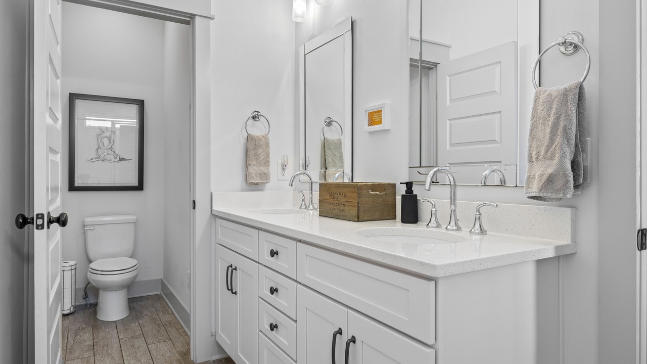 Photo of Bathroom in Cleveland Park