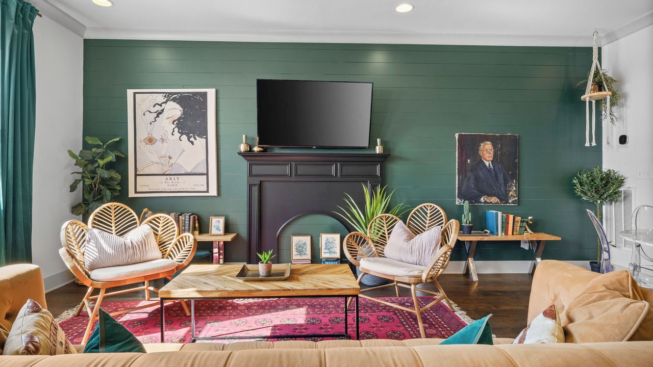 Photo of Livingroom in Cleveland Park