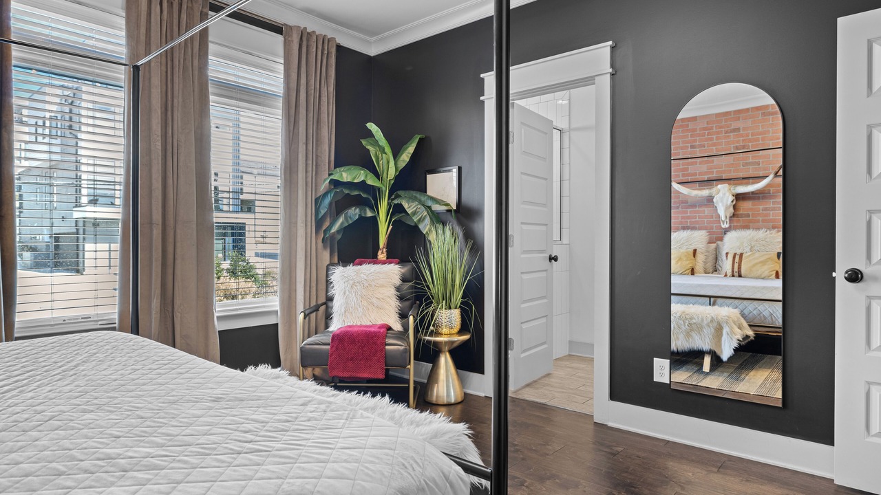 Photo of Bedroom in Cleveland Park