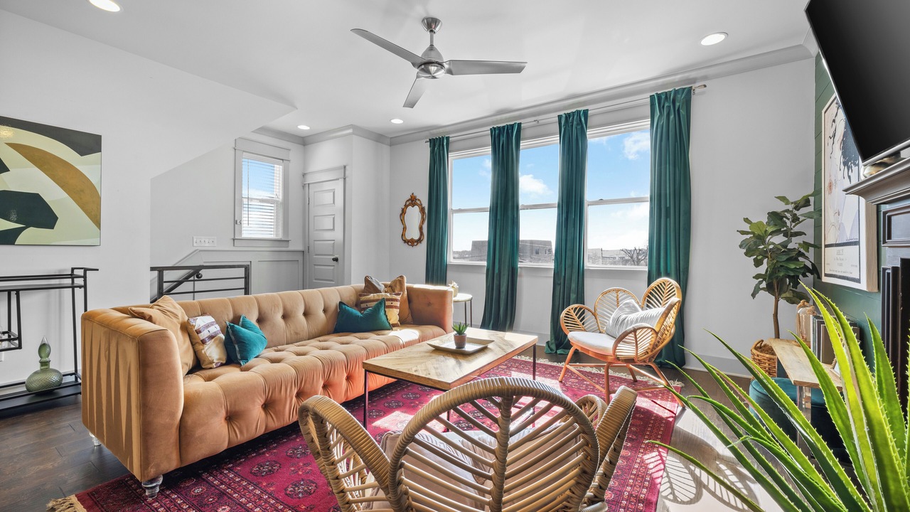 Photo of Livingroom in Cleveland Park