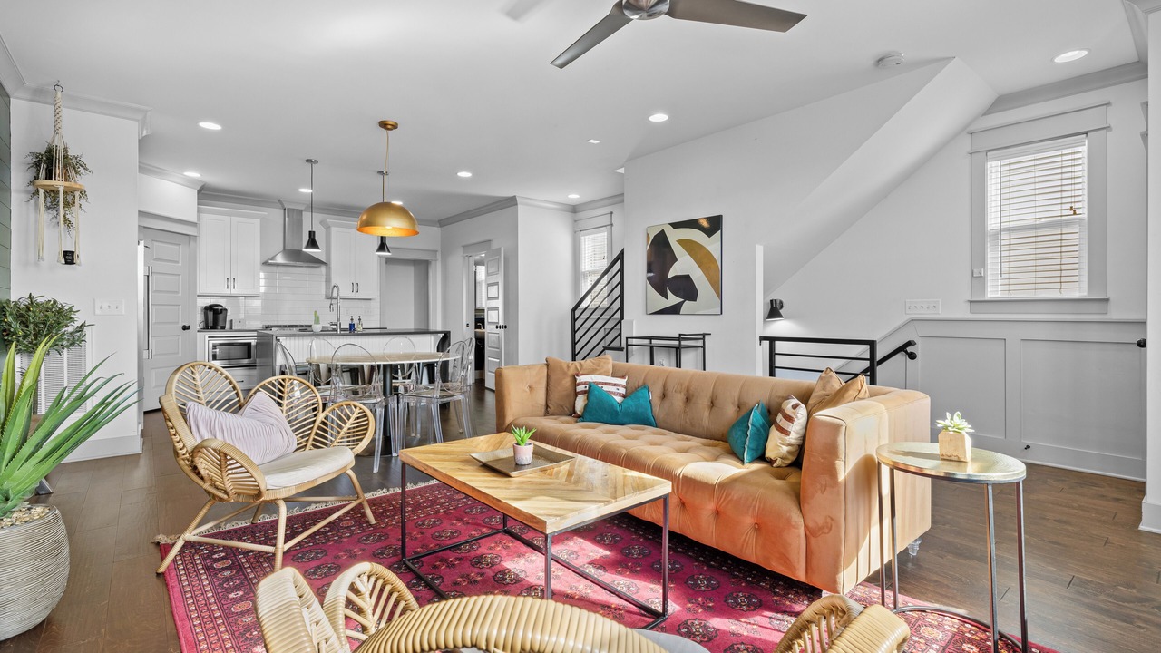 Photo of Livingroom in Cleveland Park