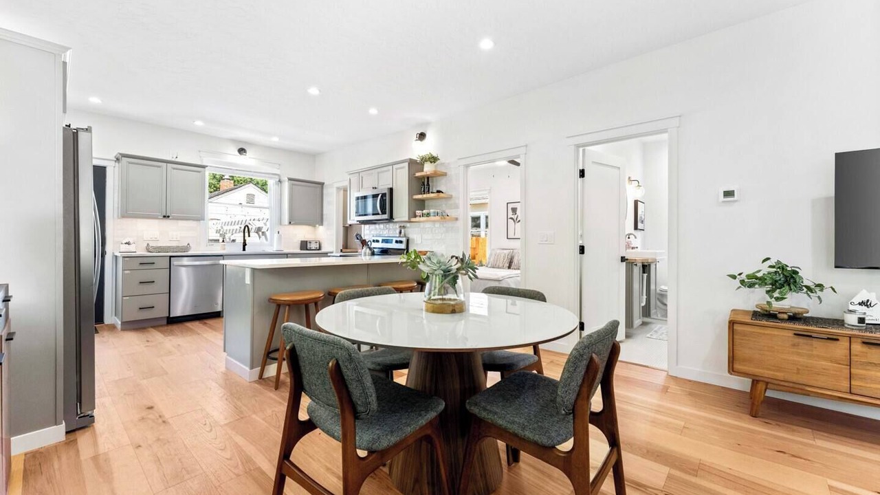 Photo of Others in North End