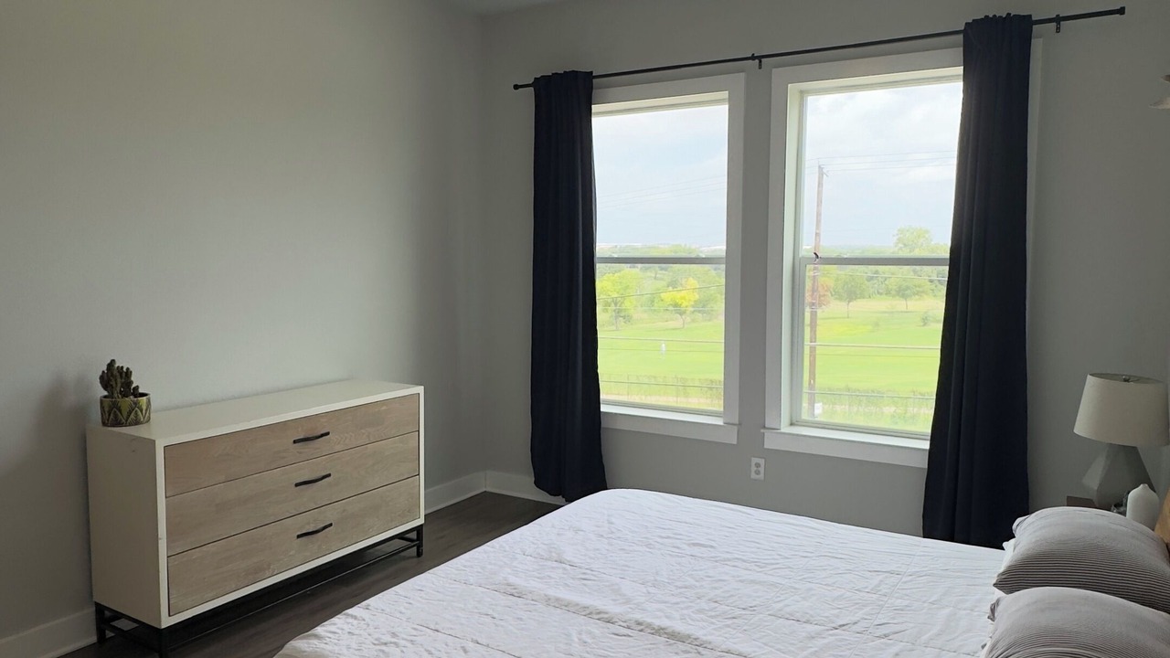 Photo of Bedroom in MLK