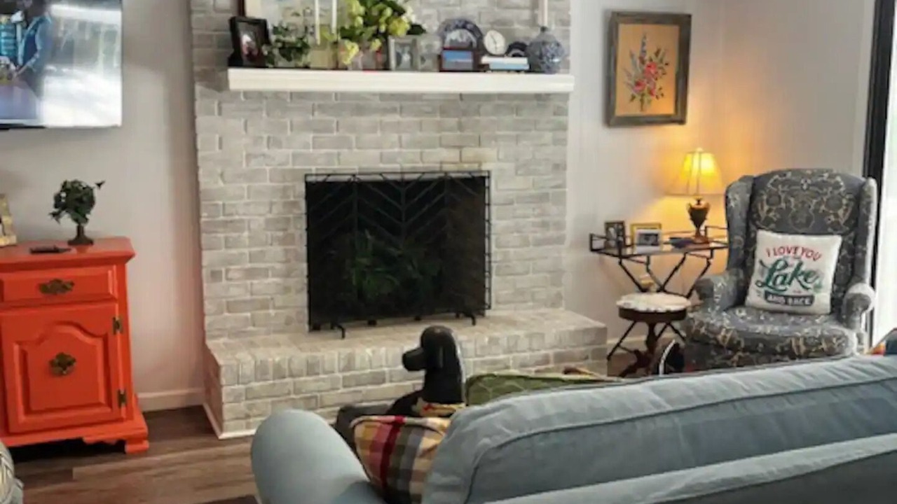 Photo of Livingroom in Hartwell