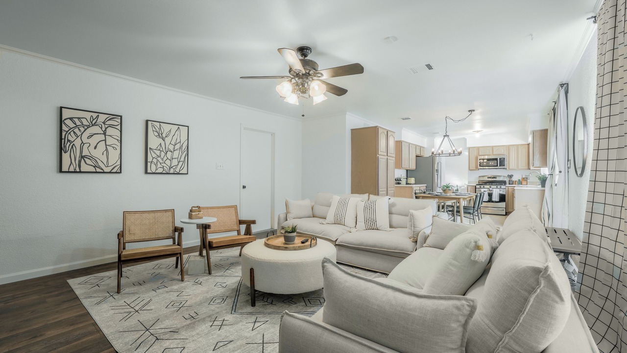 Photo of Livingroom in Gracywoods
