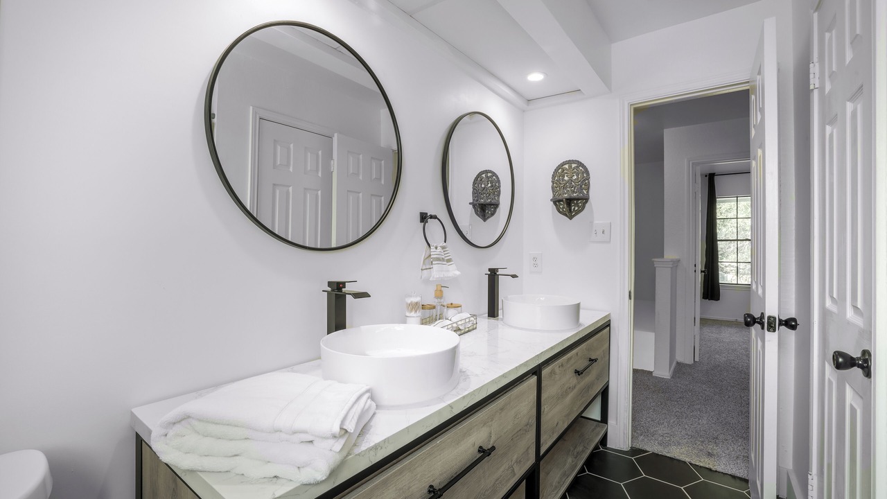 Photo of Bathroom in Gracywoods
