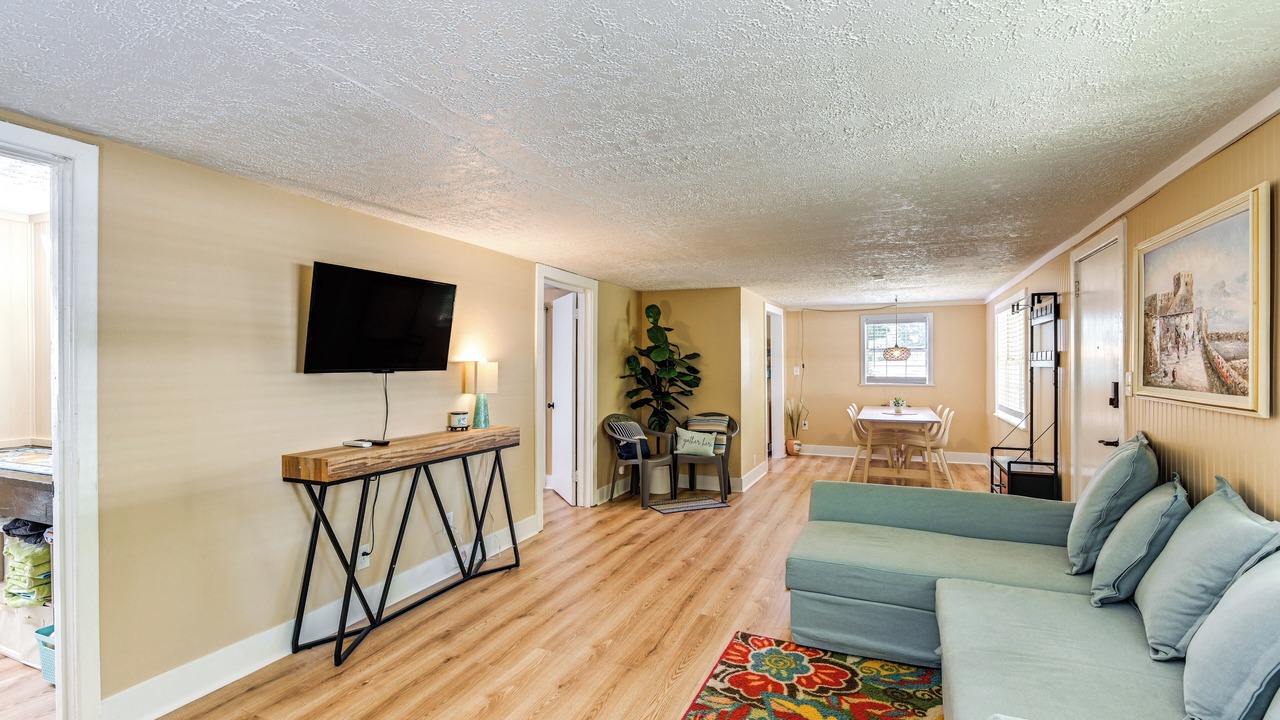 Photo of Livingroom in Bon Aqua