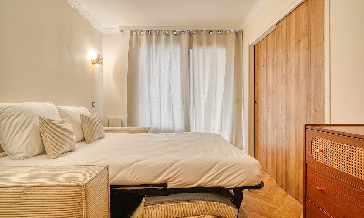 Photo of Bedroom in Faubourg de l'Arche