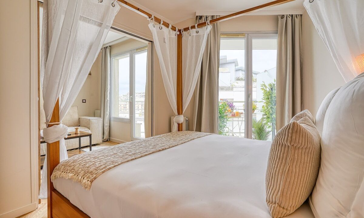Photo of Bedroom in Faubourg de l'Arche