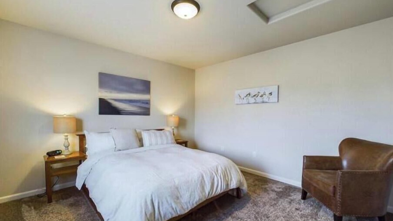 Photo of Bedroom in McKinleyville