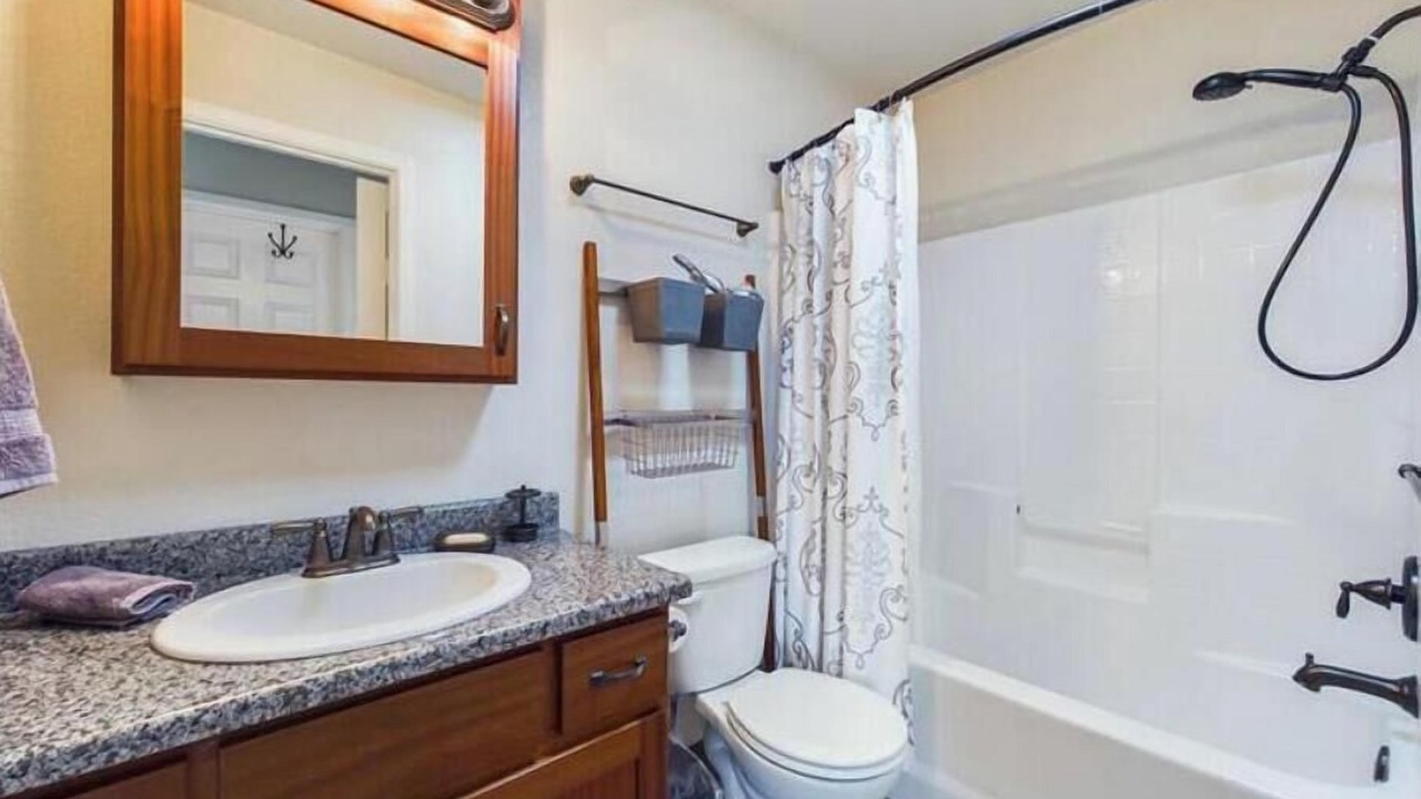 Photo of Bathroom in McKinleyville