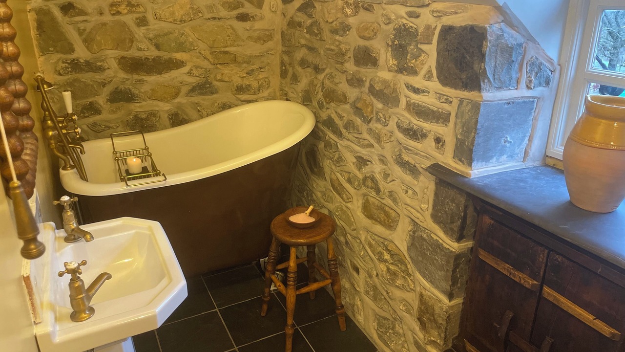 Photo of Bathroom in Llanberis