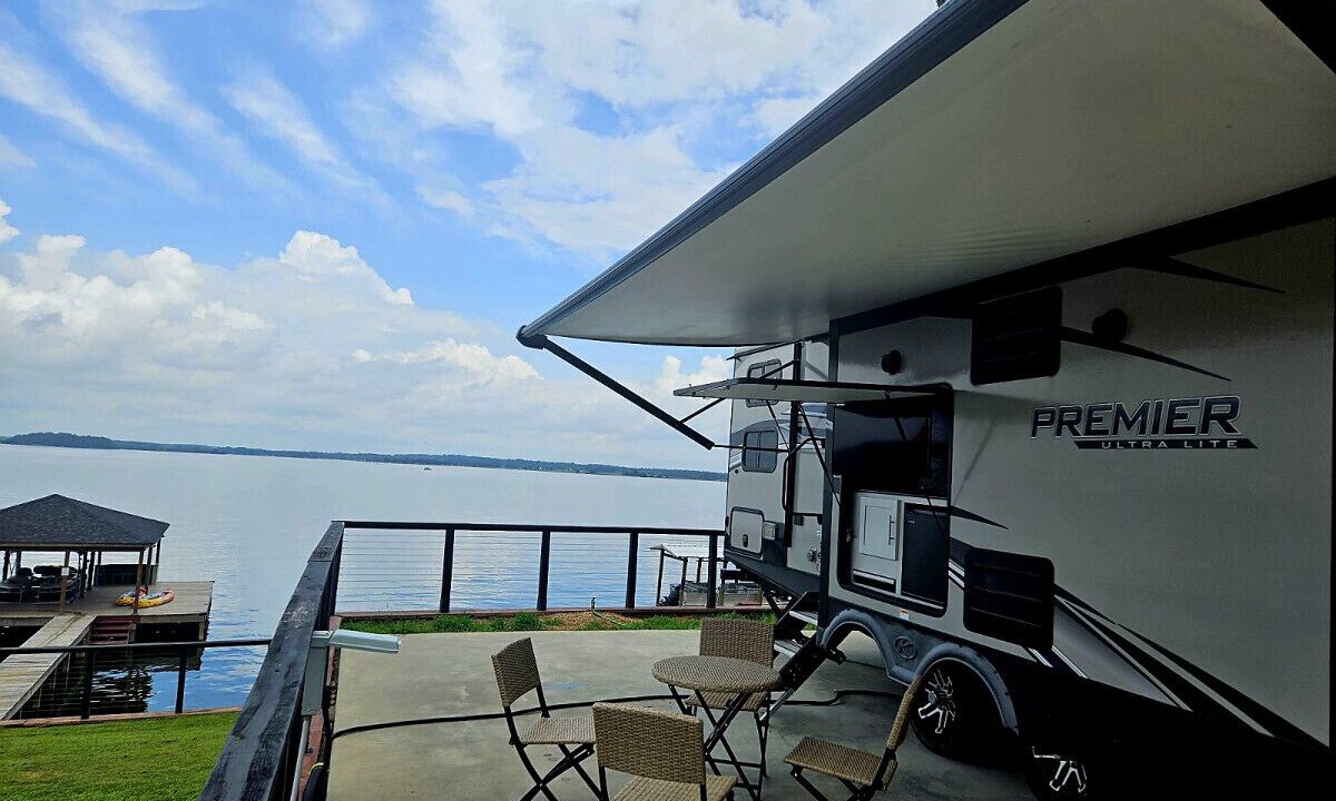 Photo of Outdoor in Dogwood