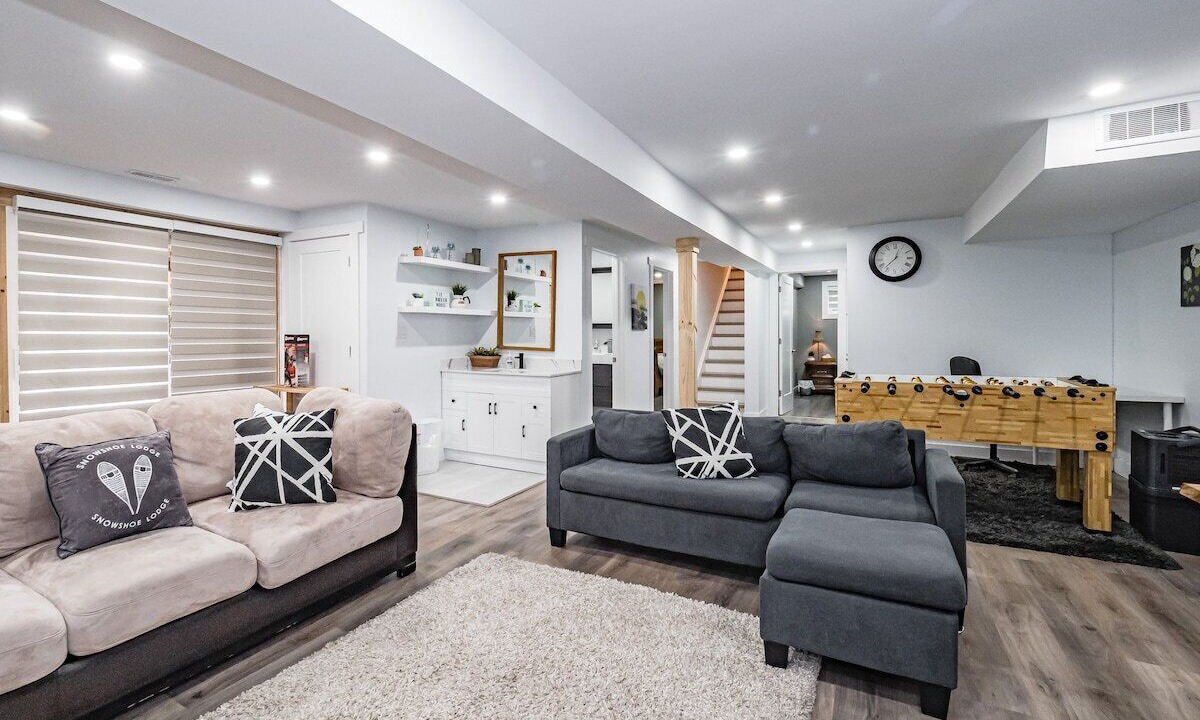 Photo of Livingroom in Irondale