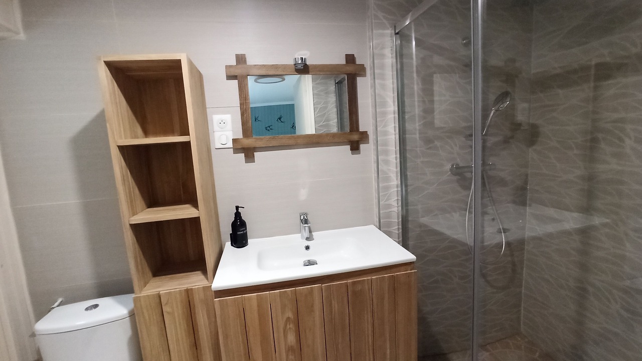 Photo of Bathroom in Villainville