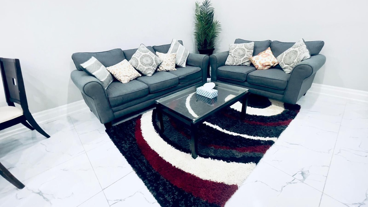 Photo of Livingroom in Pickering