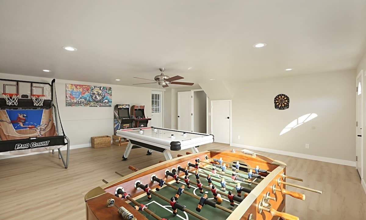 Photo of Bedroom in Midway