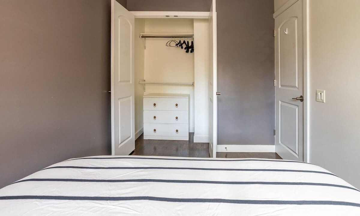 Photo of Bedroom in North Center