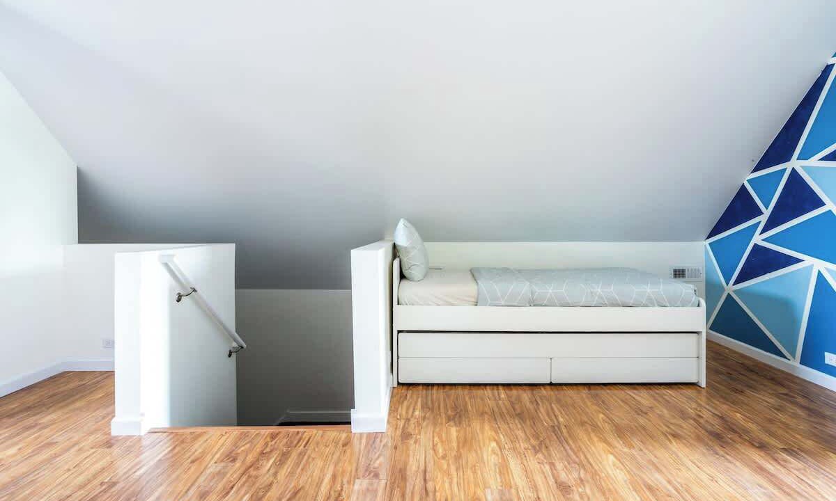 Photo of Bedroom in North Center