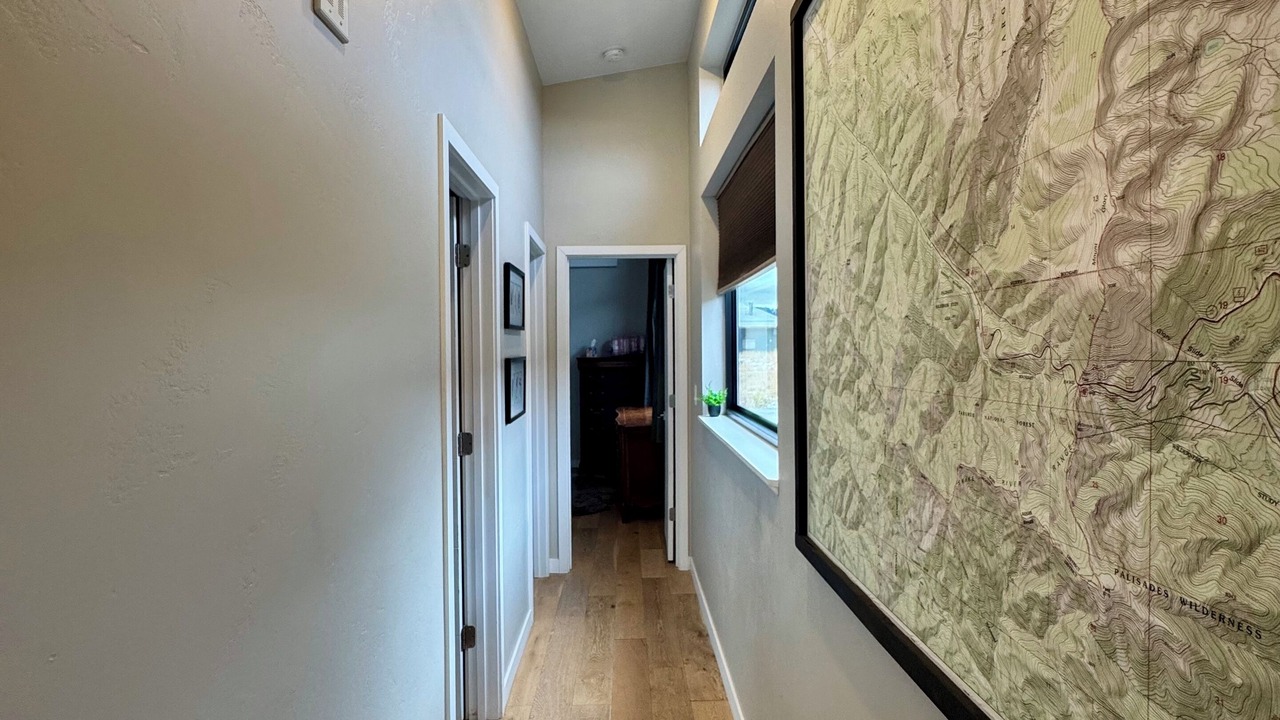 Photo of Others in Victor