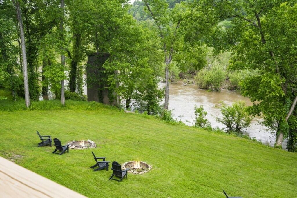 Photo of Outdoor in Galena