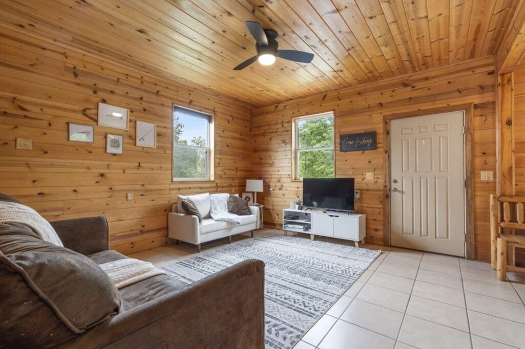 Photo of Livingroom in Galena