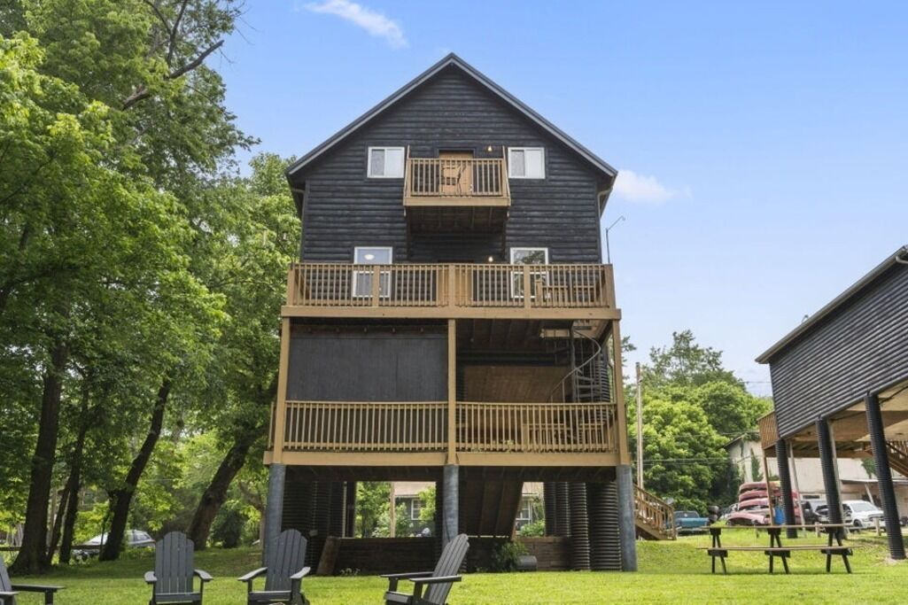 Photo of Outdoor in Galena