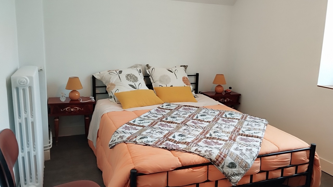 Photo of Bedroom in Saint-Martial de Gimel