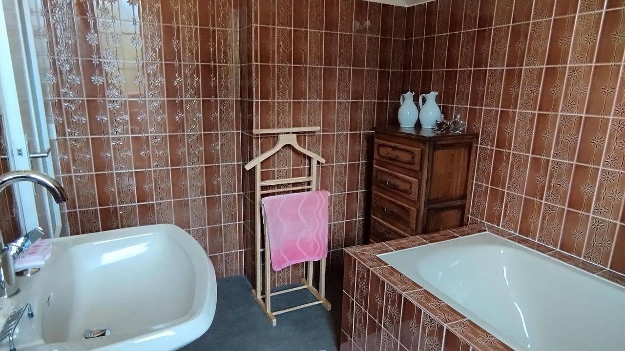Photo of Bathroom in Saint-Martial de Gimel