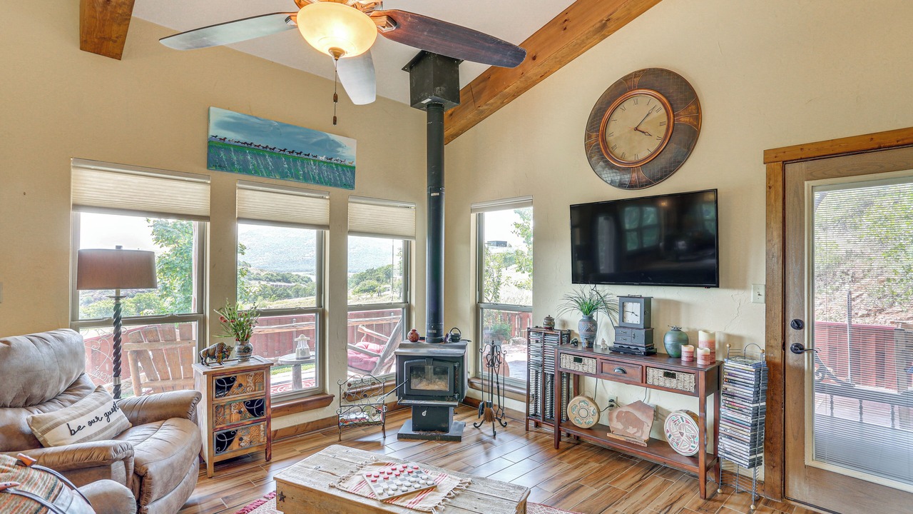 Photo of Livingroom in Medicine Park
