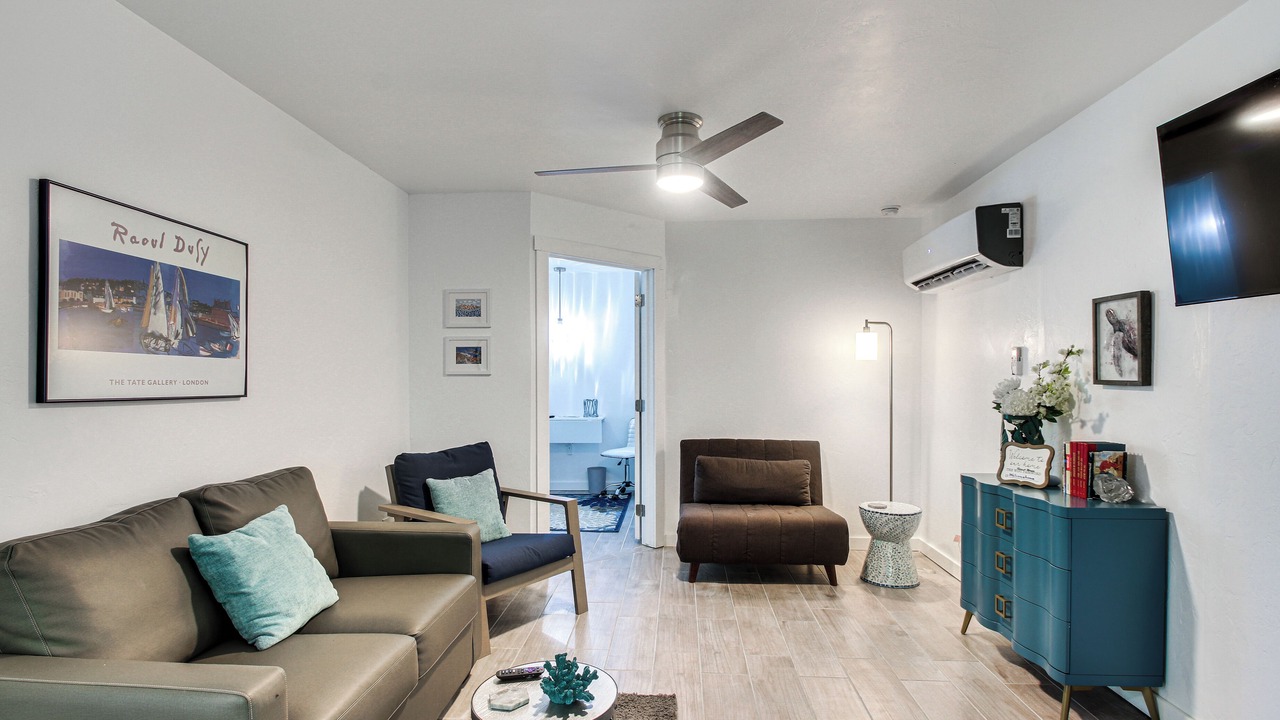 Photo of Livingroom in Shawnee