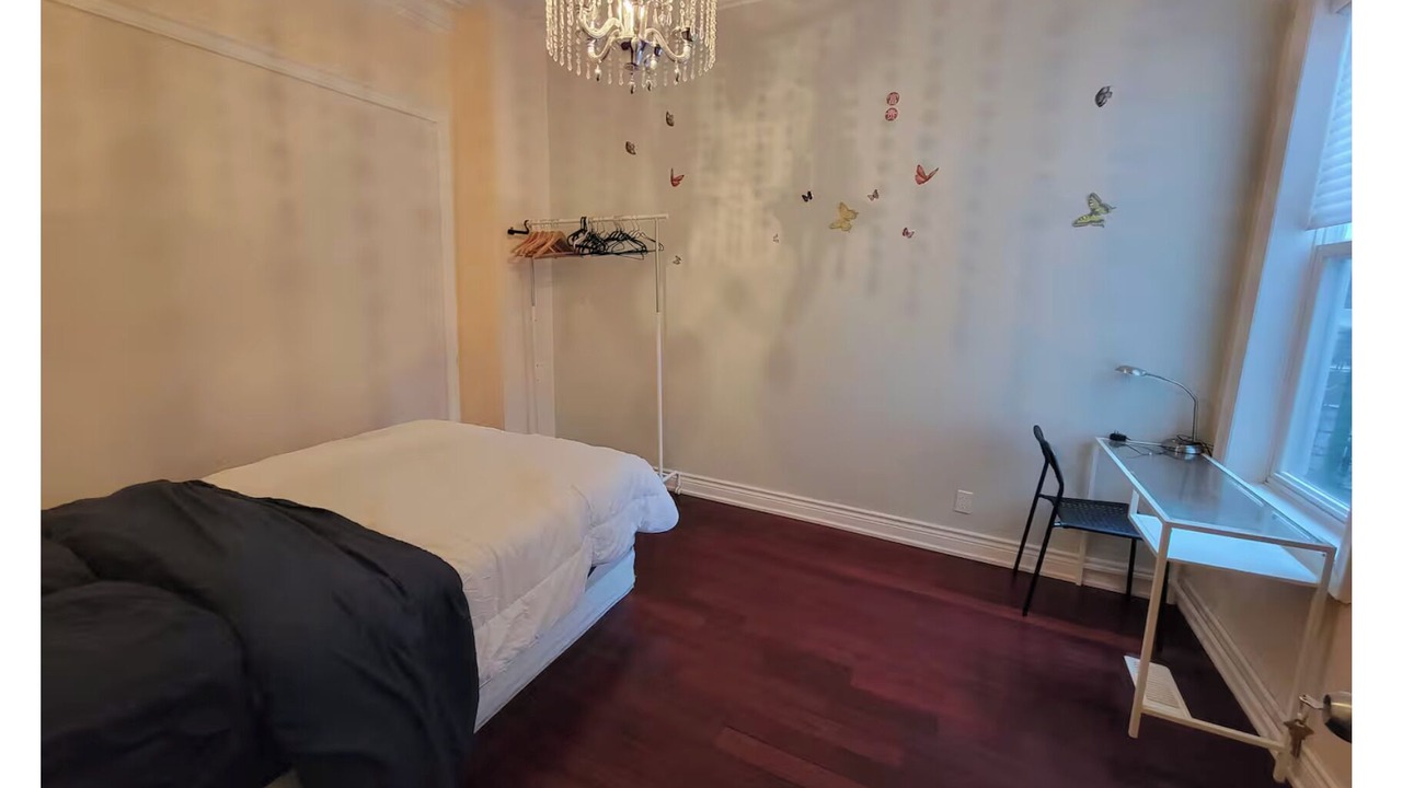 Photo of Bedroom in Dovercourt Park
